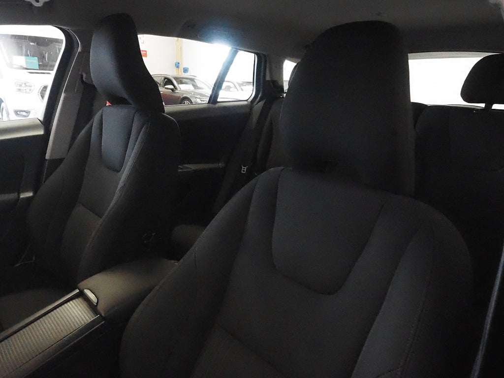 Volvo V60 T4F 180hk Aut Kinetic |Drag|Värmare|Keyless| 2012