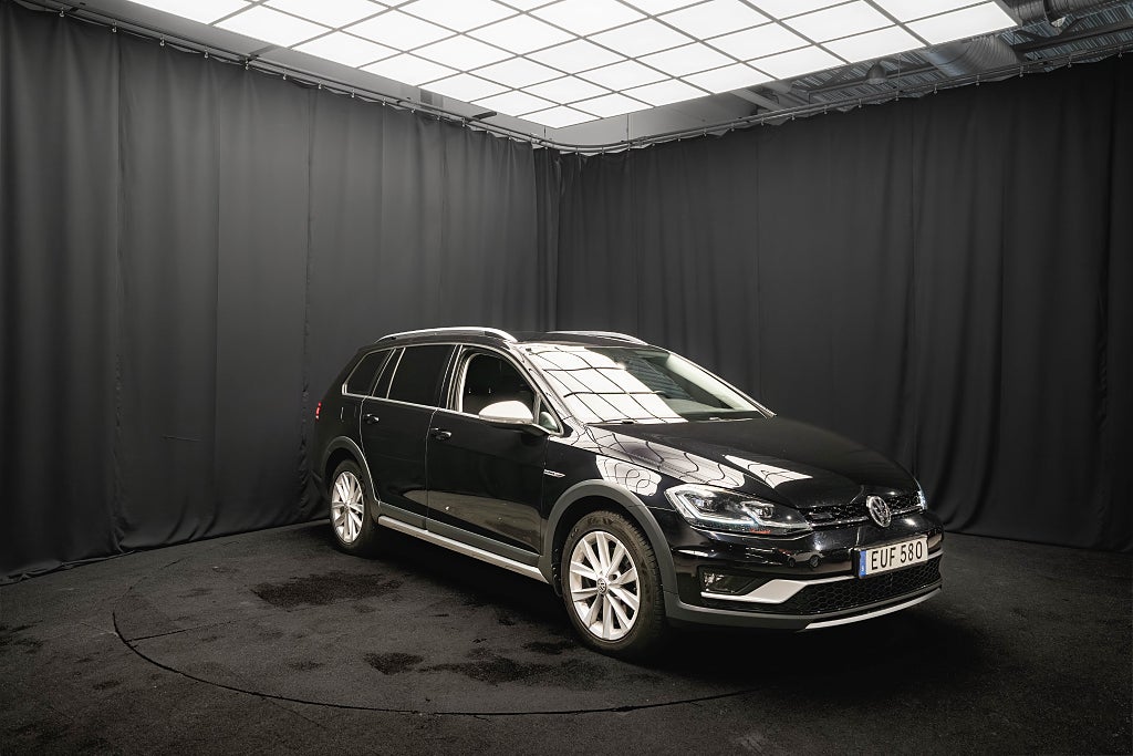 Volkswagen Golf Alltrack TDI 4Motion PLUS D-VÄRMARE DRAG KAMERA CARPLAY 184