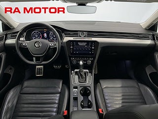 Kombi Volkswagen Passat Alltrack 11 av 13