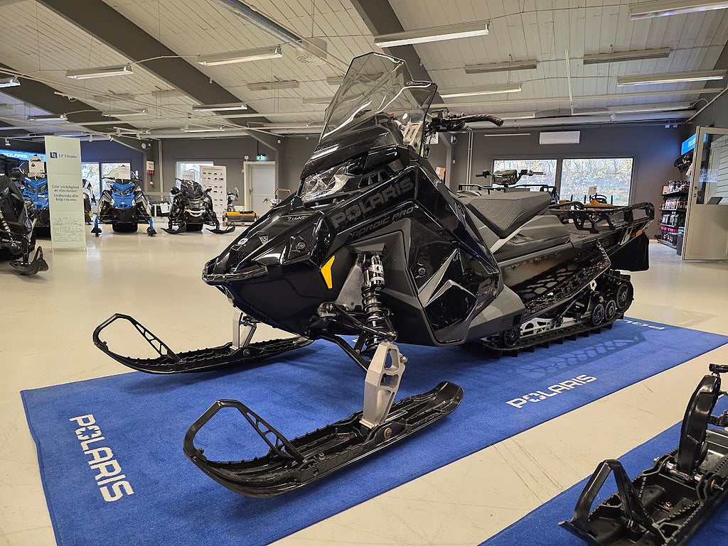 Polaris NYHET! ProStar S4 Voyageur Nordic Pro 155 