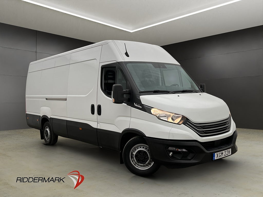 Iveco Daily L4H2 2.3 JTD Värmare 3-Sits PDC Farthållare Moms