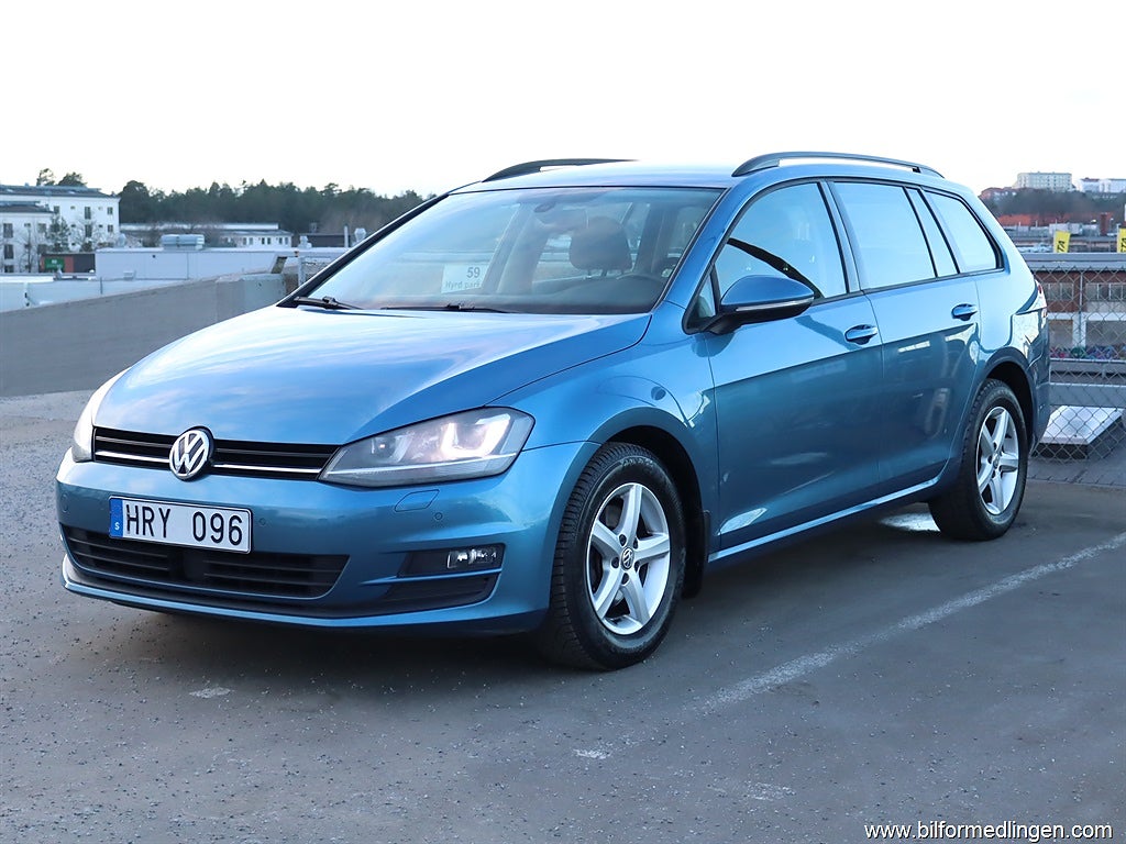 Volkswagen Golf SC 1.2 TSI FWD 105hk Masters S/V-hjul Kamera