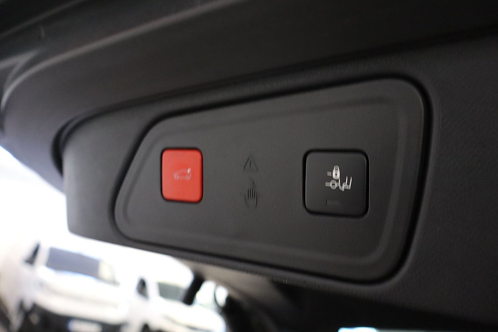 Bild på Peugeot 3008 GT Ultimate Business Hybrid 225hk Aut - 360-KAMERA, NAV