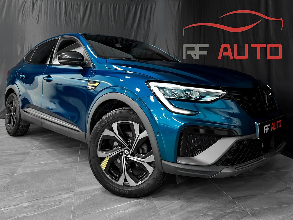 Renault Arkana E-TECH 145 MultiMode R.S. Line Drag Cockpit Navi