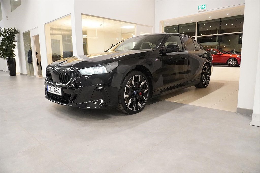 BMW i5 eDrive40 M Sport Pro Innovation DAP Panorama Keyless Drag