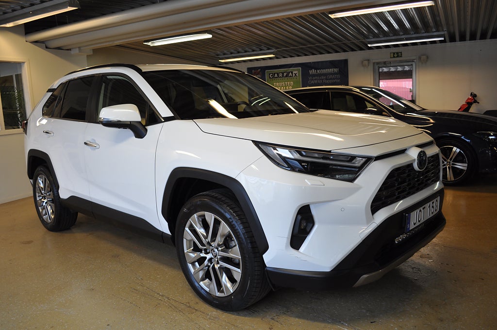 Toyota RAV4 Hybrid AWD-i E-CVT Executive Premium/12 MÅN GARANTI