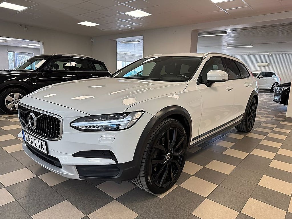 Volvo V90 Cross Country V90 Cross Country V90 Cross Count...