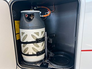 Husbil-integrerad Kabe TMI 810 LQB 7 av 27