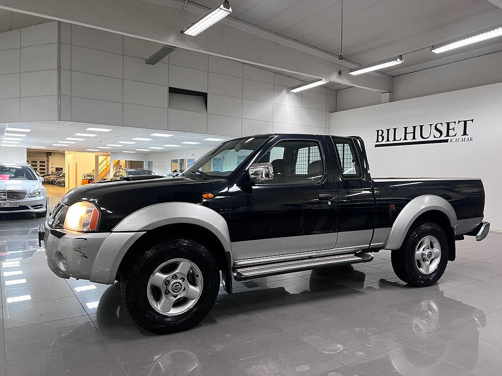 Nissan Navara King Cab 2.5 4WD