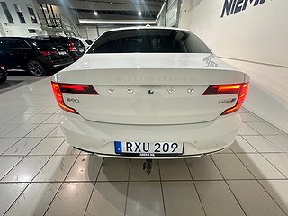 Volvo S90 D5 AWD R-Design Drag Pano Kamera Dvärm GPS VoC SoV