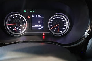 Halvkombi Hyundai i10 21 av 24