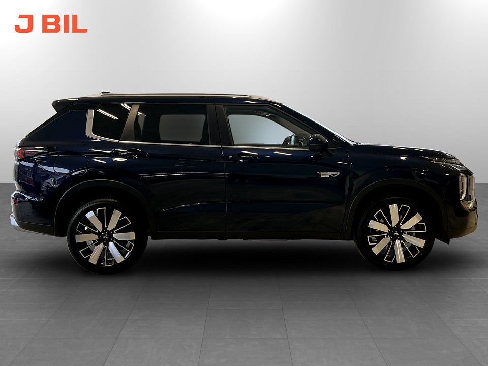 Bild på Mitsubishi Outlander Intense Edition PHEV 4WD - OMGÅENDE LEVERANS!