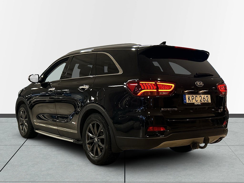 Kia Sorento 2.2 AWD GT-Line 7-sits Drag Mvärm Pano S&V Bkamera Navi