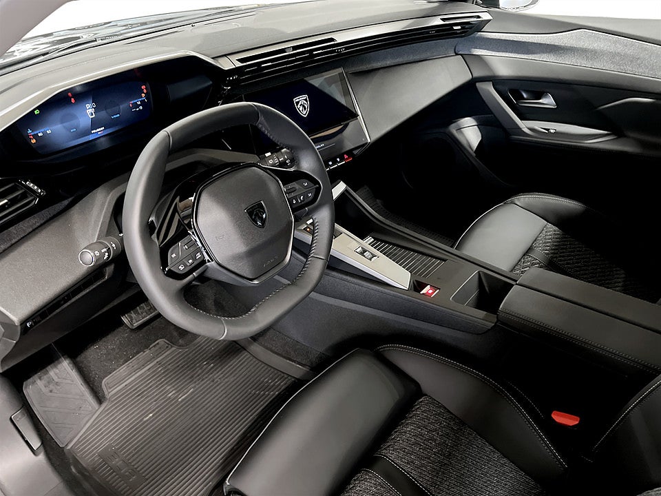 Bild på Peugeot 308 SW Allure Hybrid - OMGÅENDE LEVERANS!