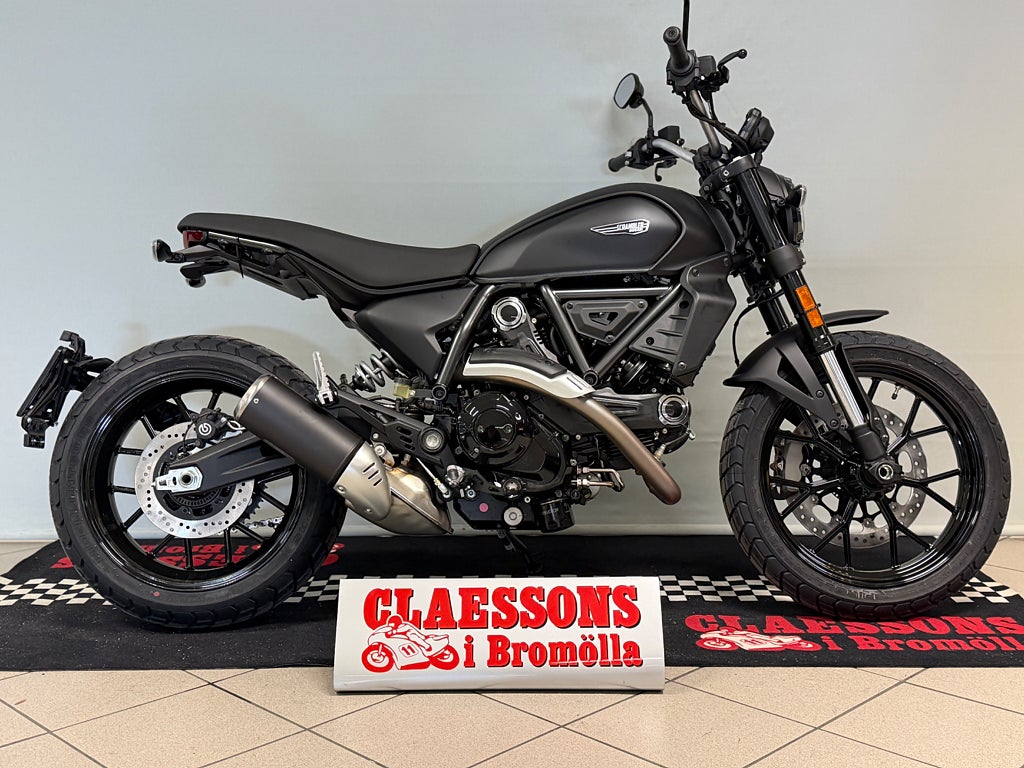 Ducati Scrambler Icon Dark *KAMPANJ 10.000:-*  