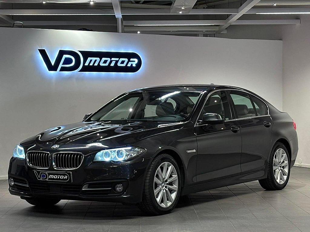 BMW 520d xDrive Sedan Aut Sportline Navi Kamera Fartpilot 190hk