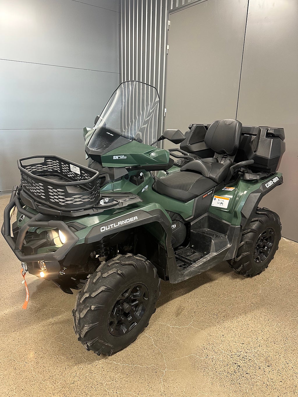 Can-Am Outlander 570 XU Max (momsad) 