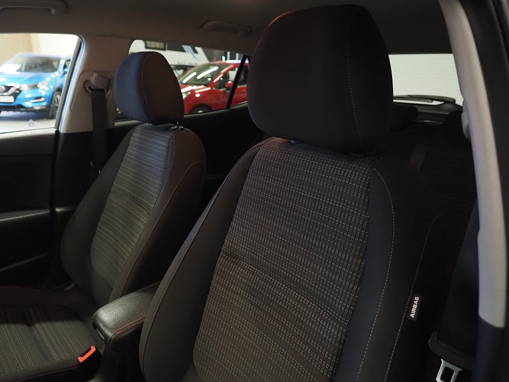 Kia Stonic 1.4 MPi 99hk Advance Backkamera Dragkrok 2018