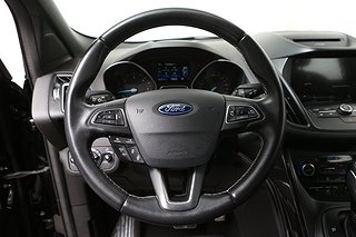 SUV Ford Kuga 15 av 25