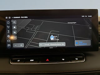 MG HS PHEV Luxury 360° GPS Pvärm Elbaklucka Skinn SoV MOMS – bild 15