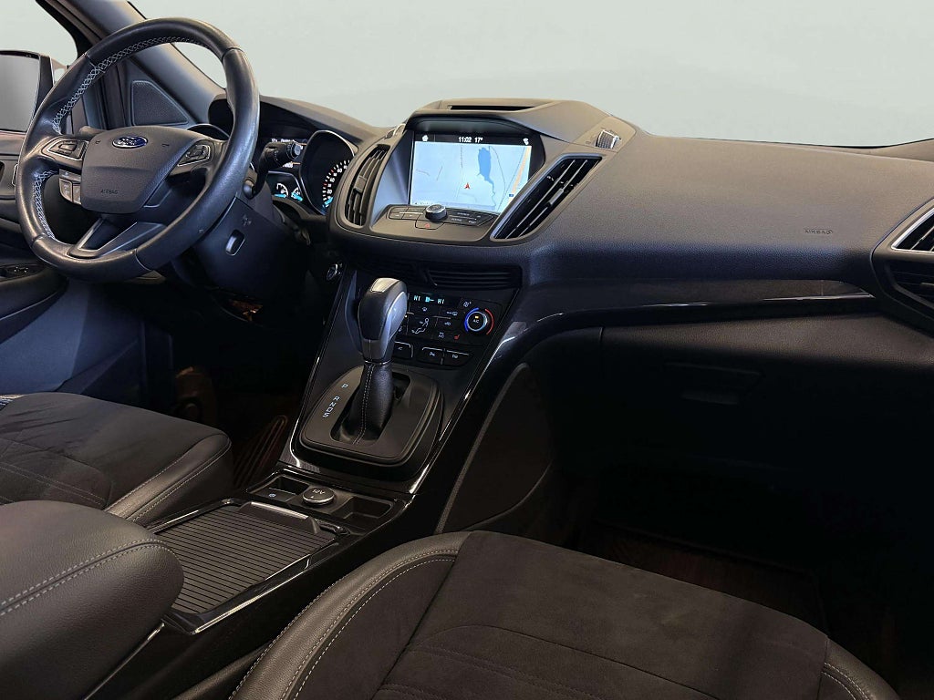 Ford Kuga 1.5 EcoBoost AWD SelectShift ST-Line 6190 mil 1 Ägare - miniatyr 14