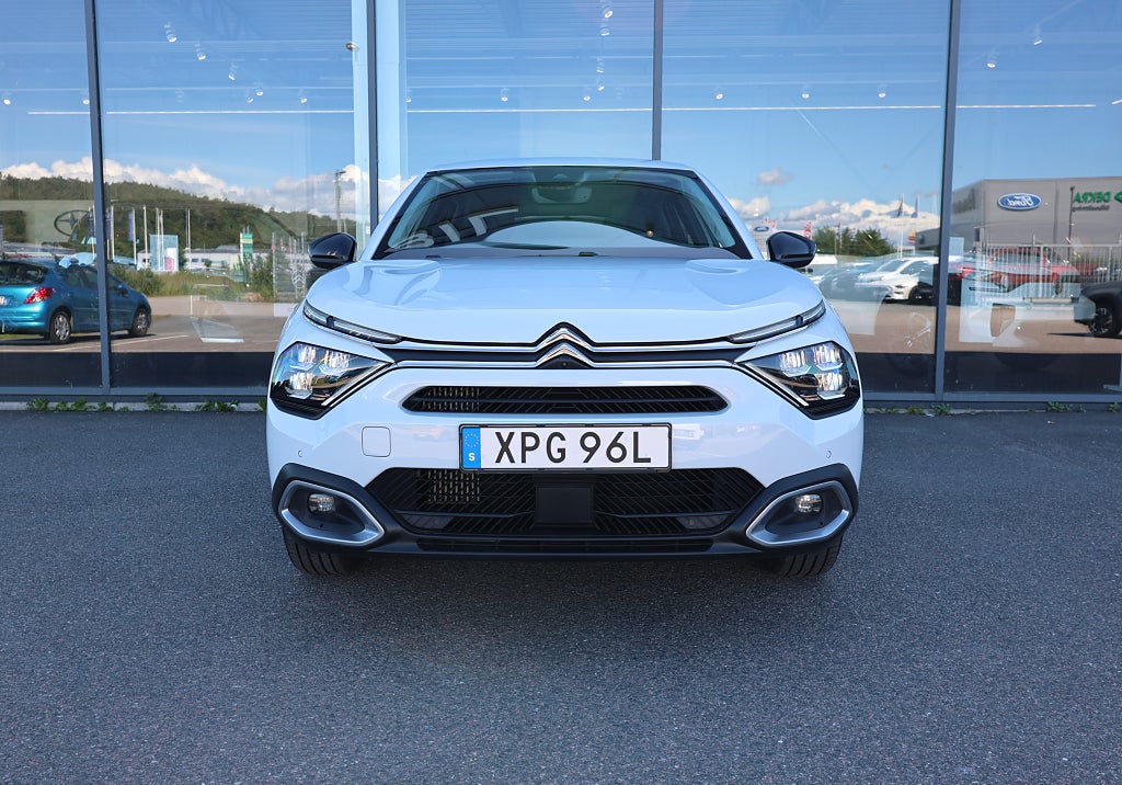 Citroën C4 SHINE 130hk Aut Fram- & B-kamera Rattvärme Navi