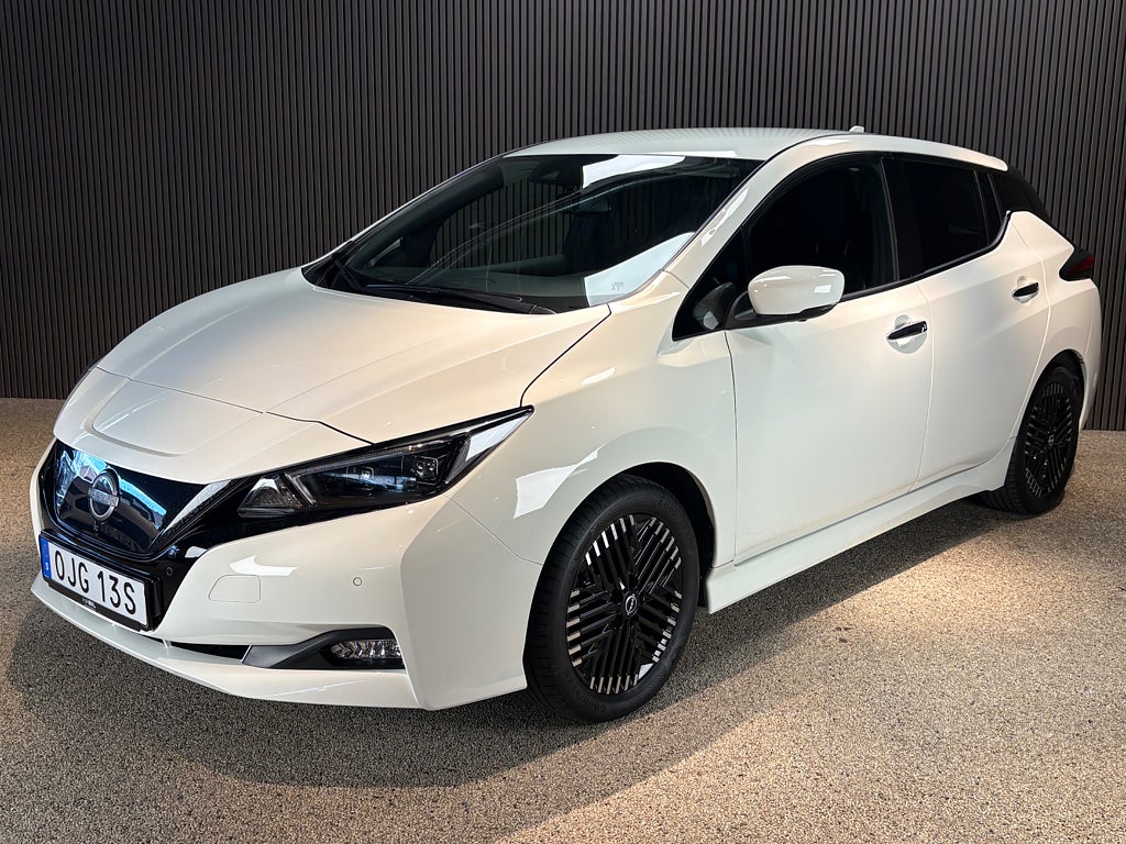 Nissan Leaf 40KwH | N Connecta | 360 | Värmepump | Rattvärme | Moms