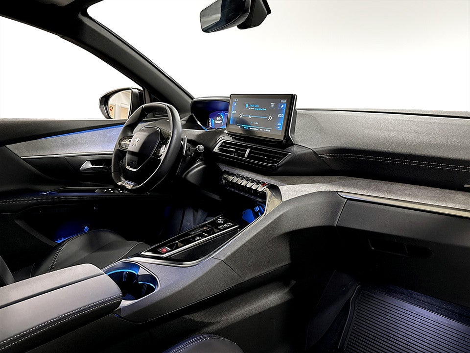 Bild på Peugeot 5008 GT 1.2 PT 130hk Aut 7-SITS B-KAMERA NAV