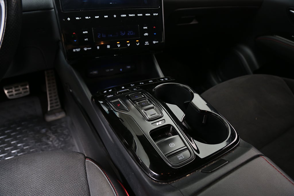 Hyundai Tucson 1,6T-GDi PHEV 265hk Aut N-Line 4WD Dragkrok 2023