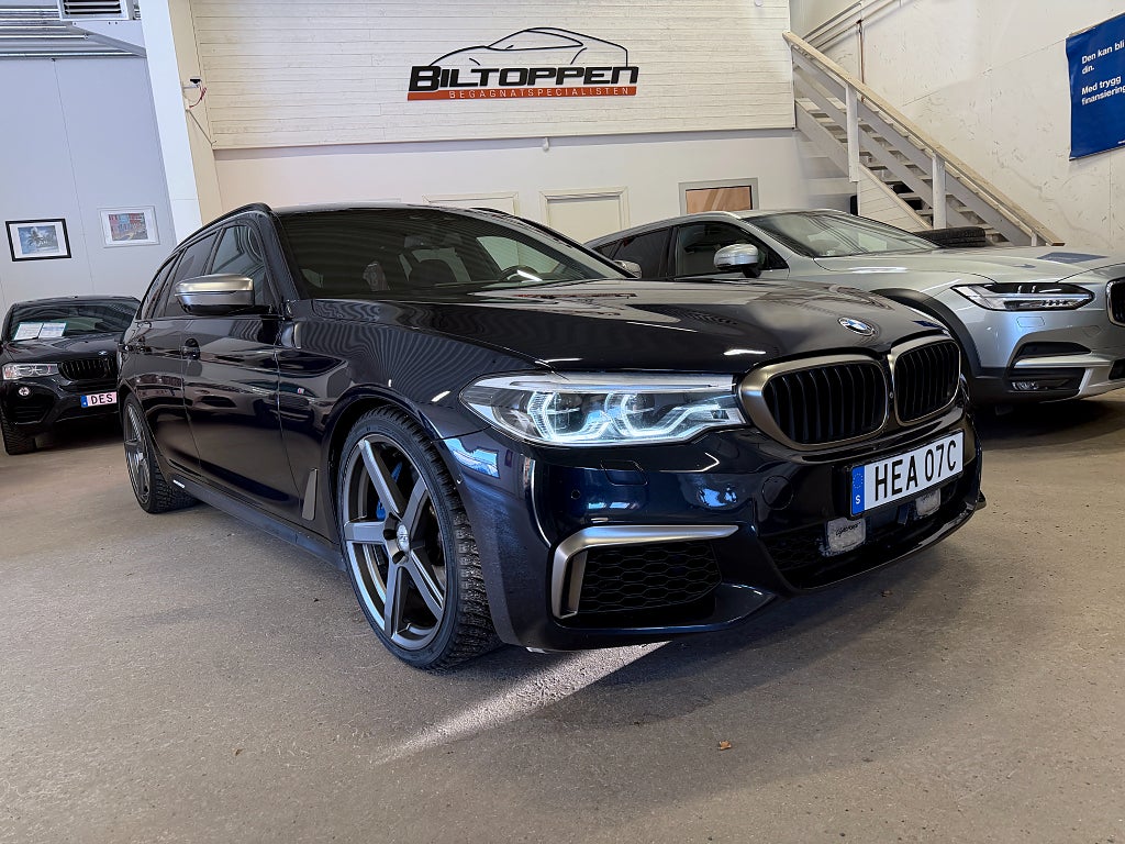 BMW M550 D xDrive Touring 400hk Ultimate Edition B&W / HUD