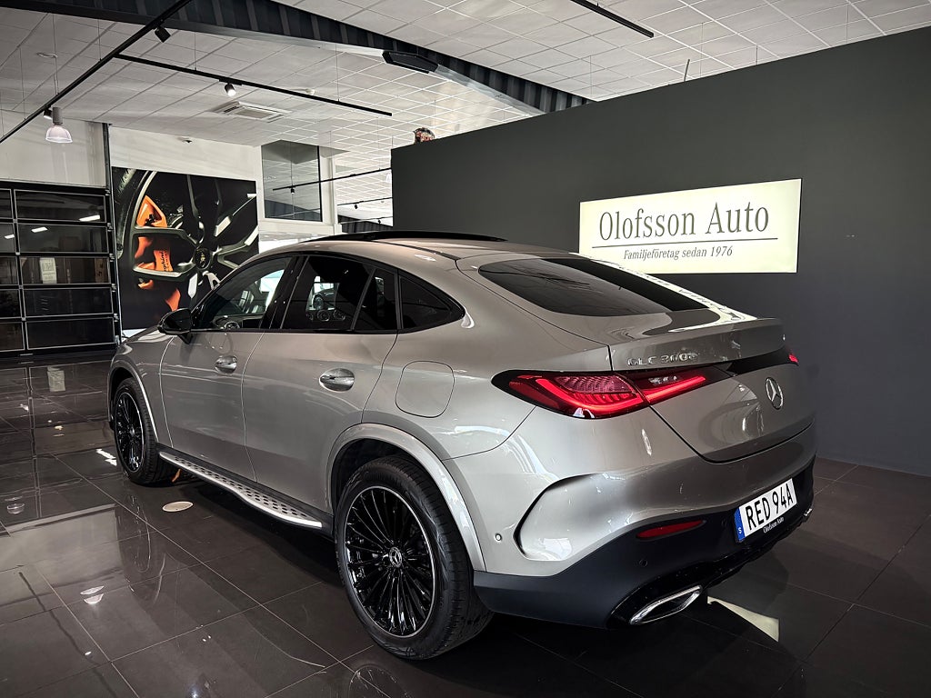Mercedes-Benz GLC 300 e Coupé 4MATIC AMG Premium Plus Burmester Glastak - bild 24