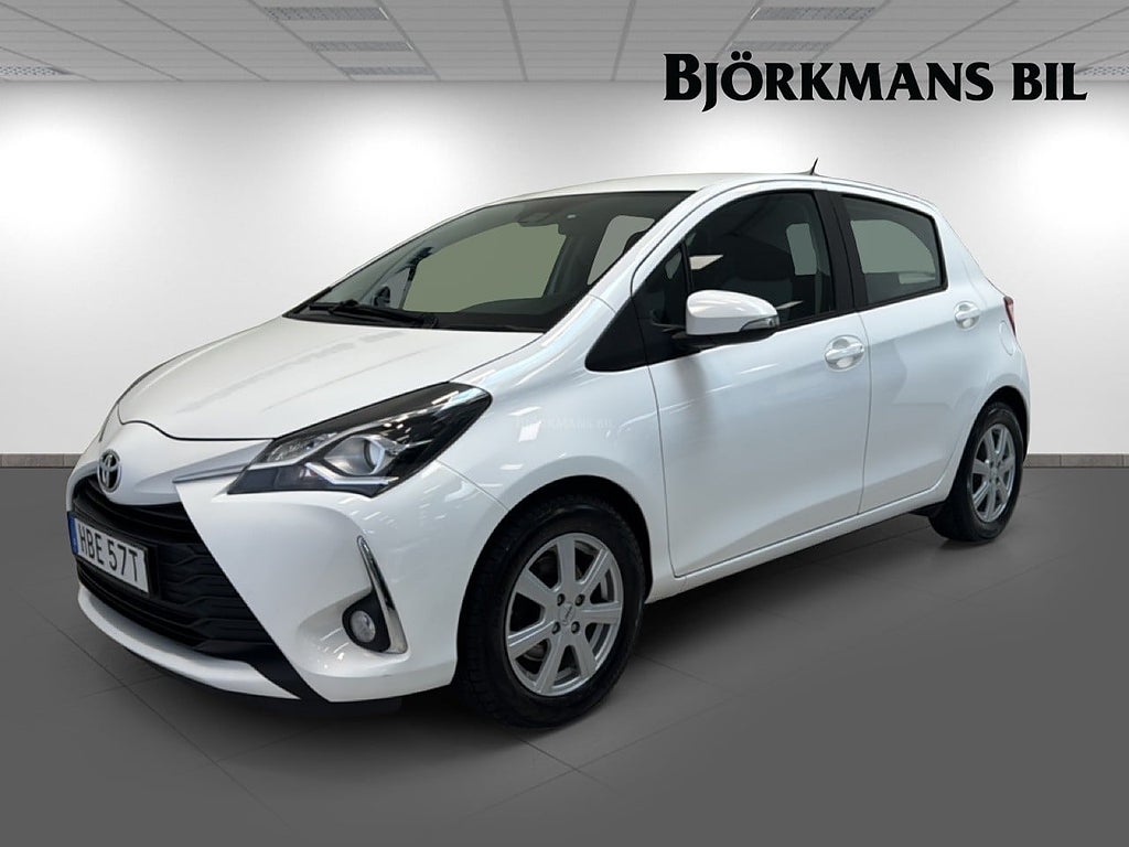 Toyota Yaris 1,5 VVE-iE MANUELL 111HK  INKL-VINTERHJUL