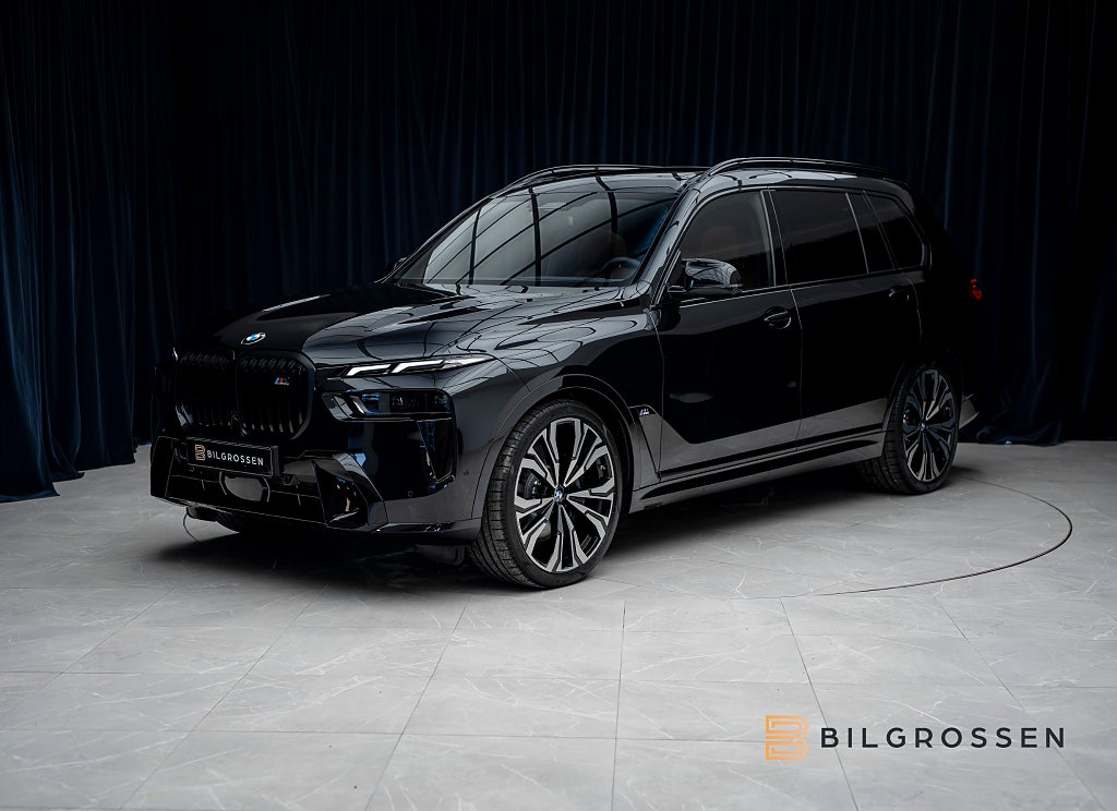 BMW X7 M60i xDrive M-Sport Pro Exclusive 7-Sits Sky Lounge B&W