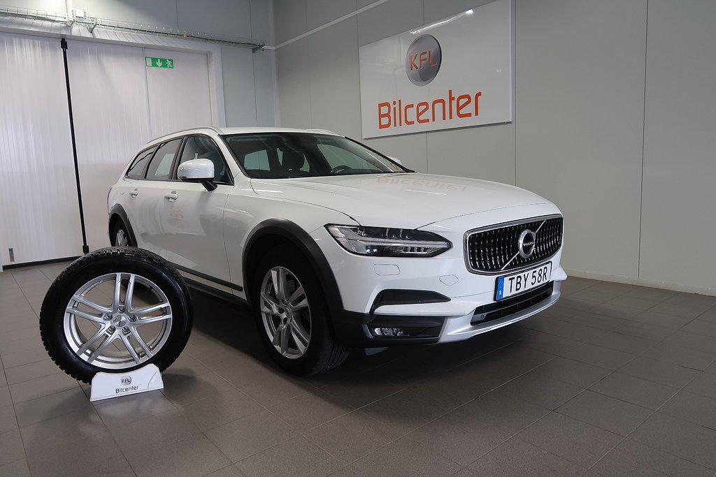 Volvo V90 Cross Country D4 AWD Aut-Drag-Kamera-VOC-Navi-SoV 