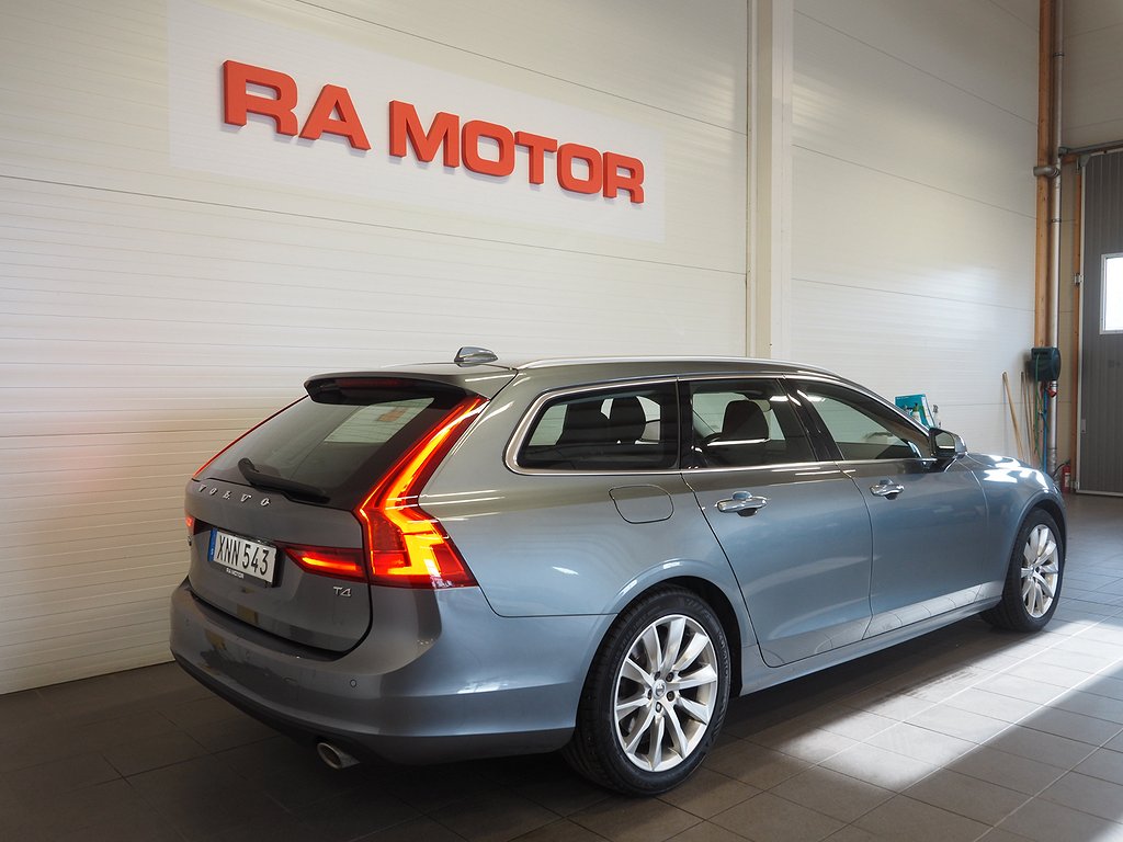 Volvo V90 T4 Geartronic Momentum Drag Kamera Navi Värmare 2019