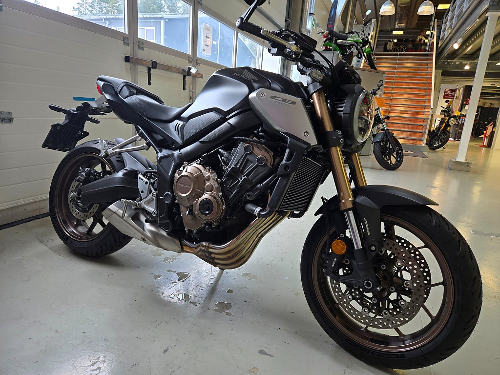 Honda CB650R 