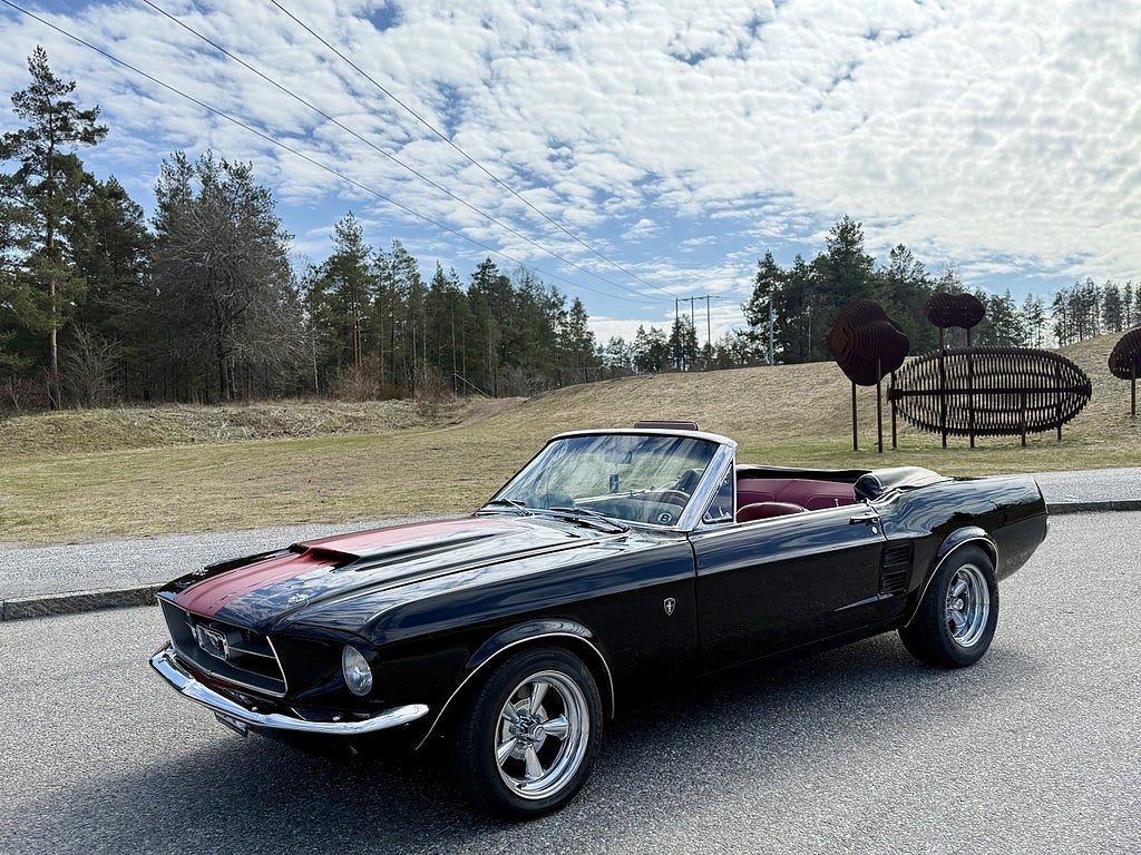 Ford Mustang Cabriolet V8/automat - Fin Bil! 