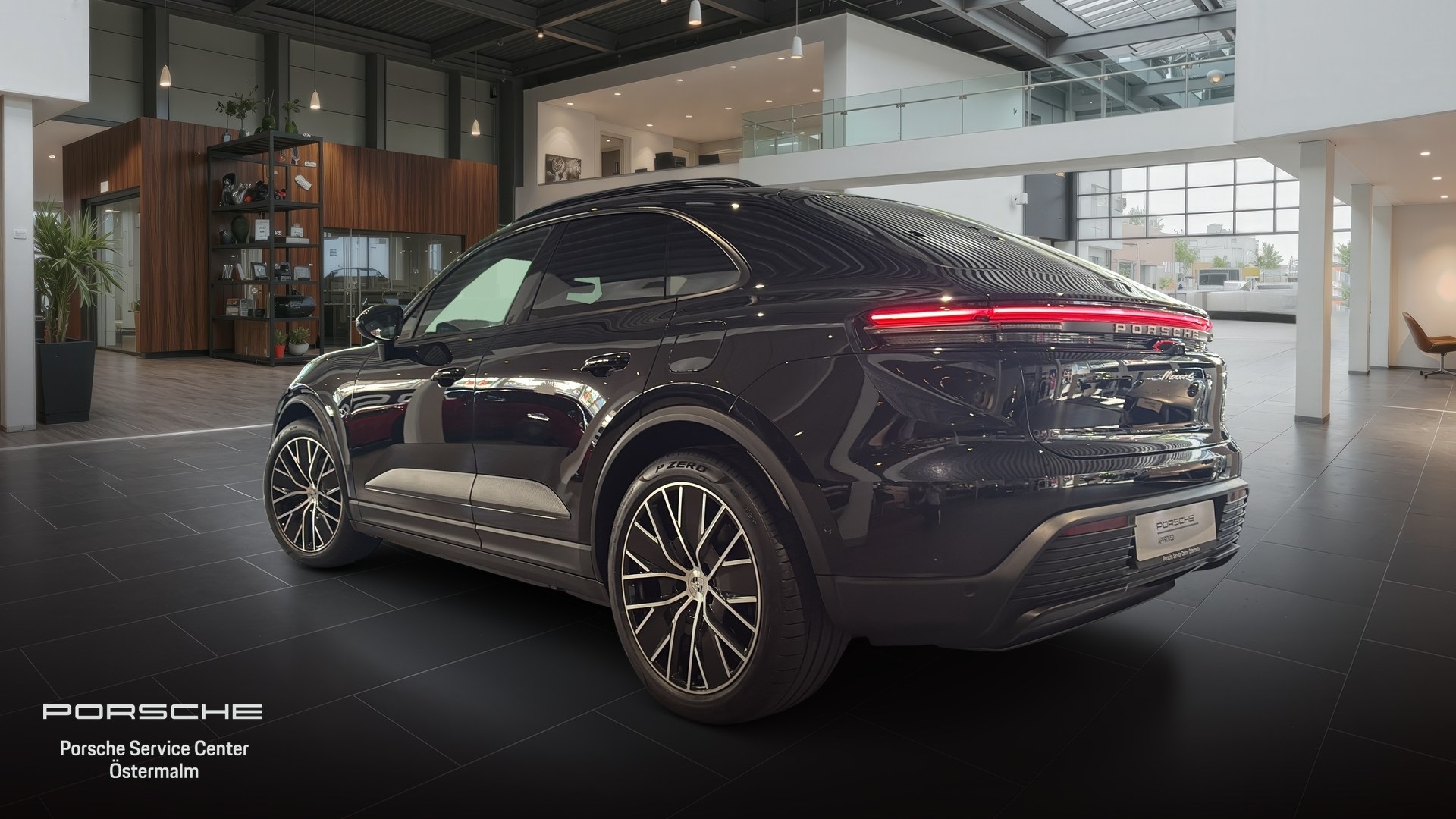 Porsche Macan 4 2024, bild 2/10