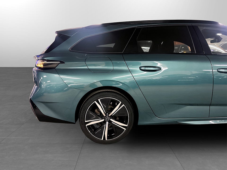 Bild på Peugeot 308 SW GT 1.2 PT 130hk Aut B-KAMERA CARPLAY
