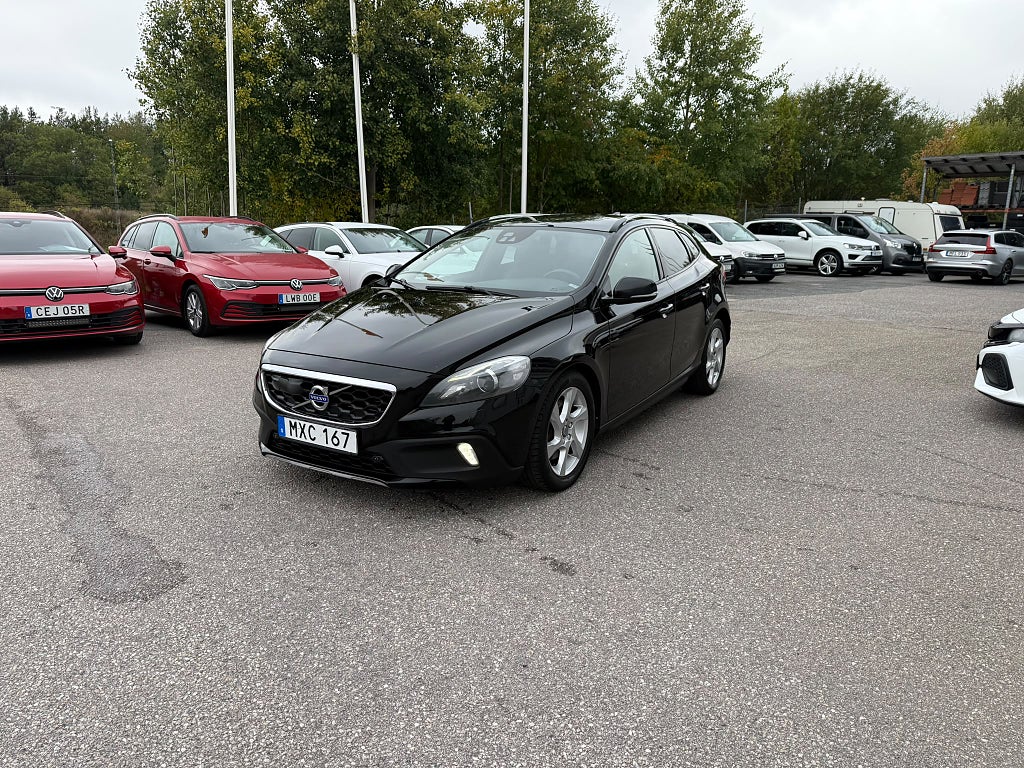 Volvo V40 Cross Country D2 AUT PANO NAVI BUSINESS EDT. PRO EU6 DRAG