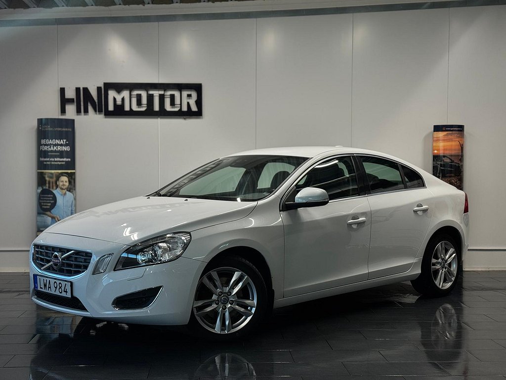 Volvo S60 D2 Summum |Värmare|Skinn|Keyless|EL-Stol|DRAG|PDC|