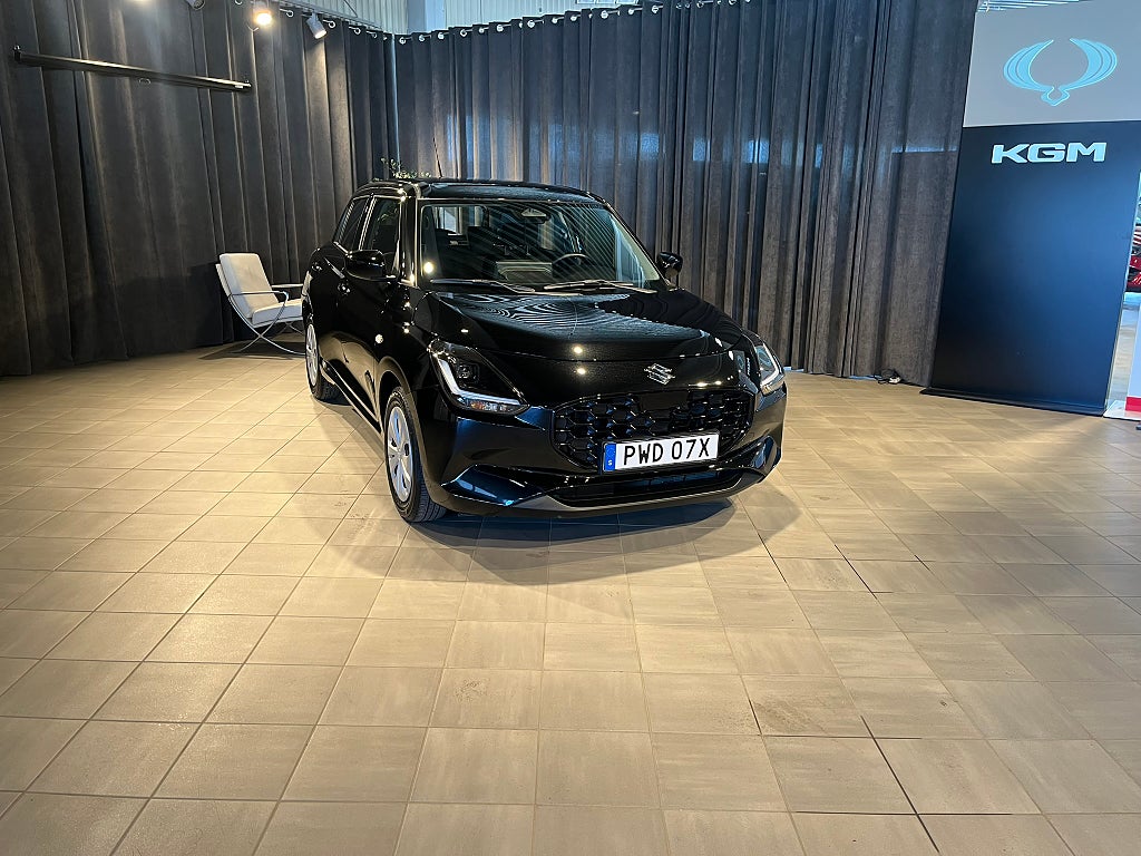 Suzuki Swift Hybrid Euro 6/Vinterhjul ingår