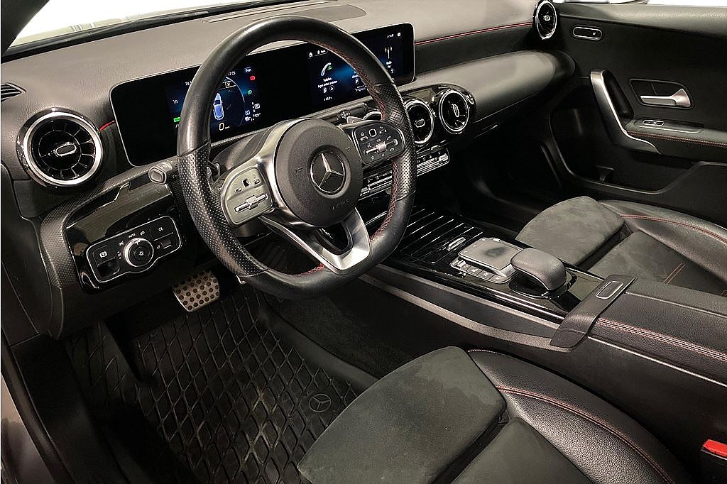 Mercedes-Benz A 250 E AMG Night, kamera