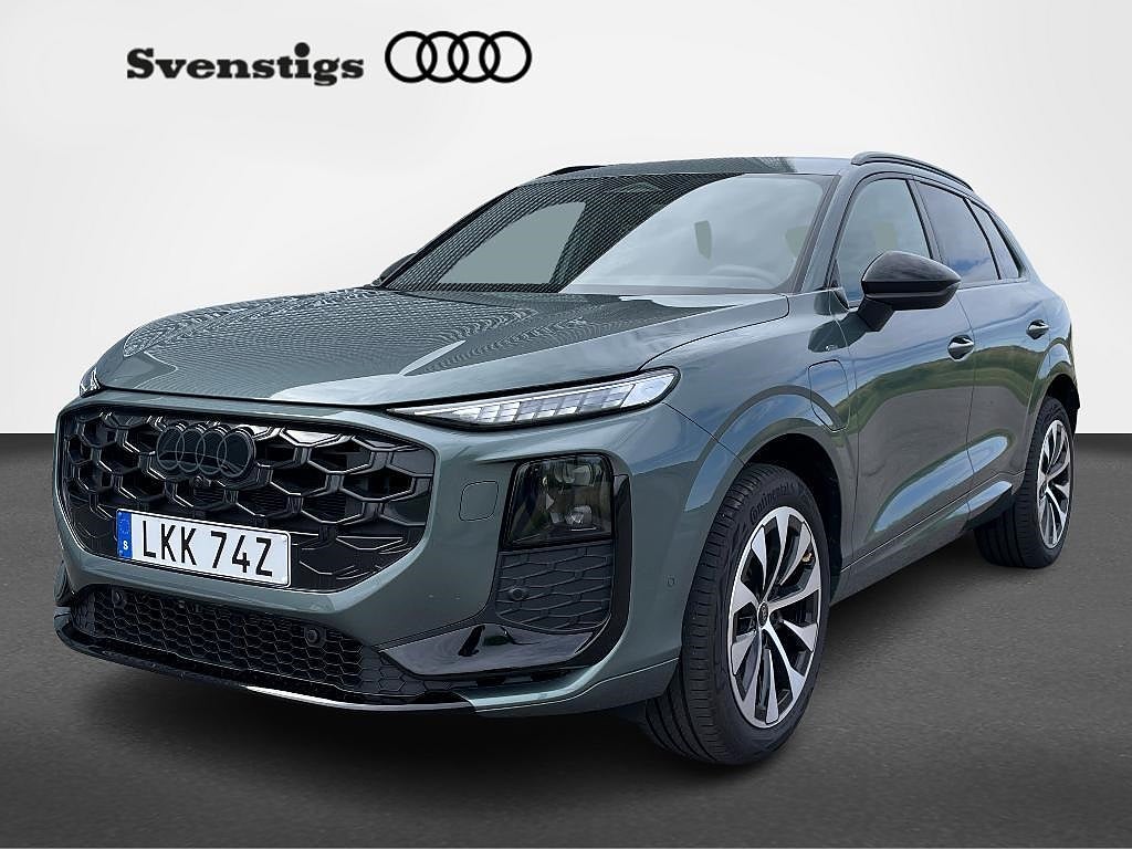 Audi Q3 SUV E-HYBRID S Line 200 KW