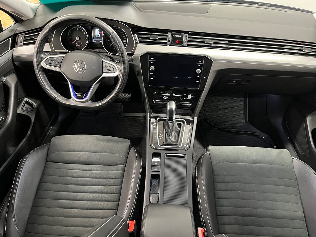 Volkswagen Passat 2023 - miniatyr 17