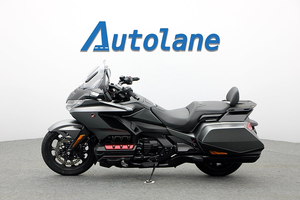 Honda Powersports GL1800BD "BAGGER" DCT* ABS OLIKA KÖRLÄGEN NYA DÄCK *