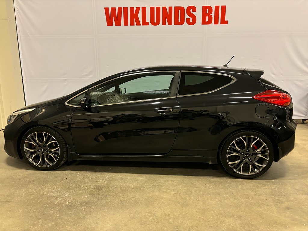 Kia Cee´d Pro 3,99% RÄNTA GT 1.6 GDI 204HK Motorvärmare Helskinn