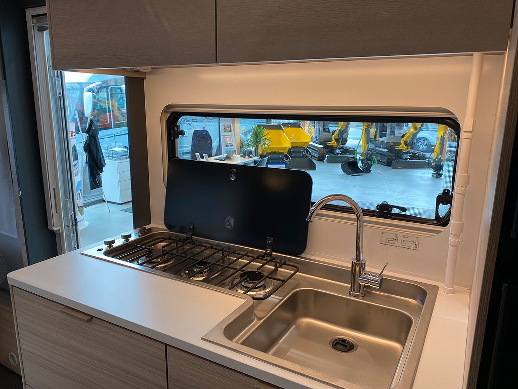 Adria Altea 552 PK 1920 kr/månaden / Vi tar inbyten/  - Adria