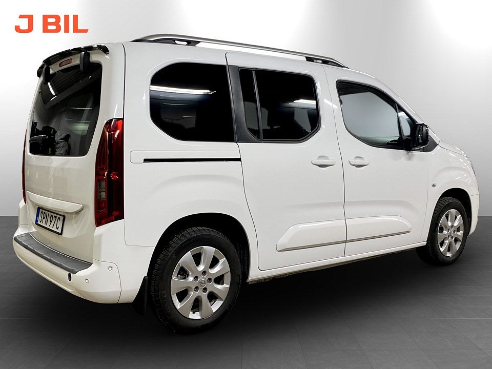 Bild på Opel COMBO-E Life Premium 50kWh 136hk Aut L1 - B-KAMERA, PANO