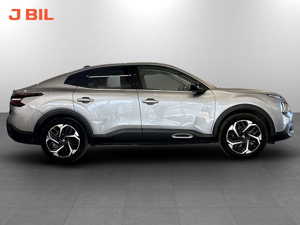 Bild på Citroën C4-X Shine 1.2 PT 130hk Aut B-KAMERA CARPLAY